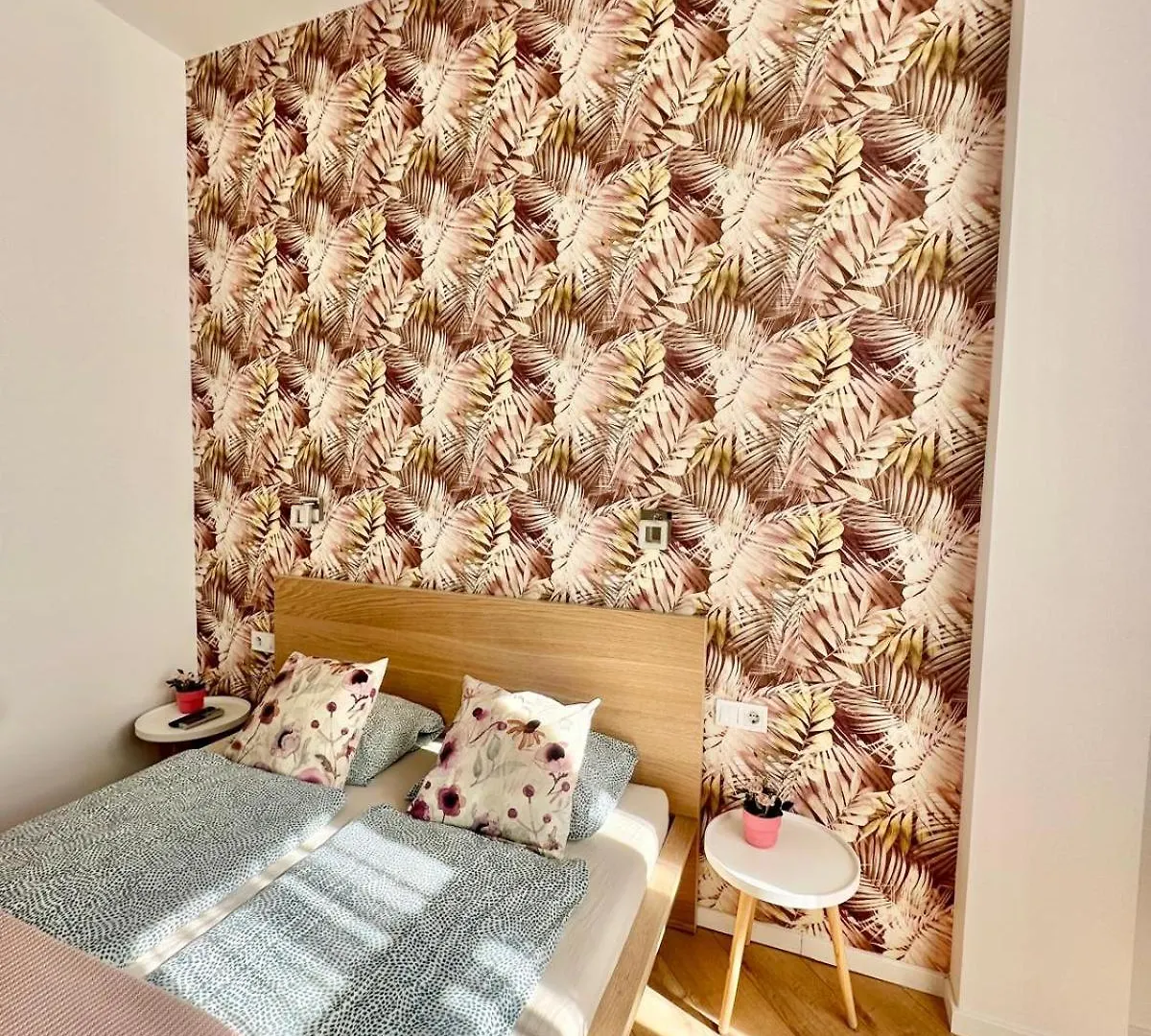 Home R474 #Freeparking Budapest
