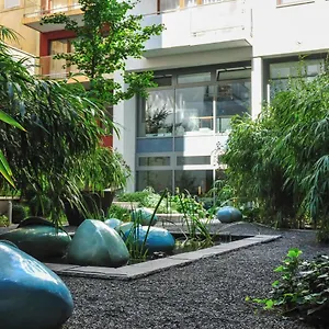 Urban Oasis With Free Parking Budapest